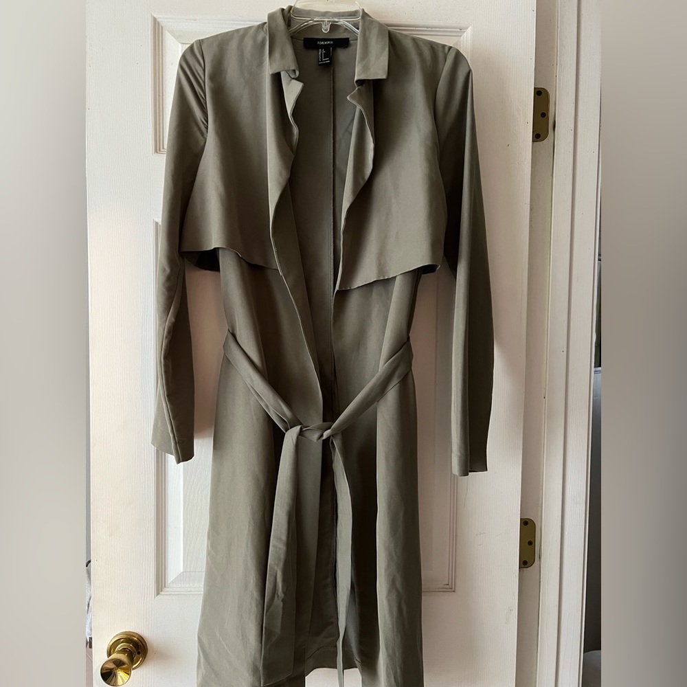 Lightweight Green/grey trenchcoat-Forever21 size Small